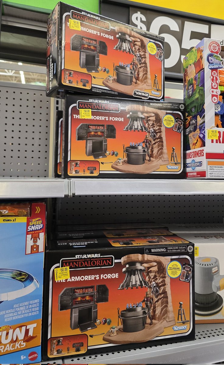 LVFunkoholics's tweet image. Spotted some clearance deals @Walmart 

#clearancedeals #Clearance #walmartclearancefinds #fastandfurious #diecast