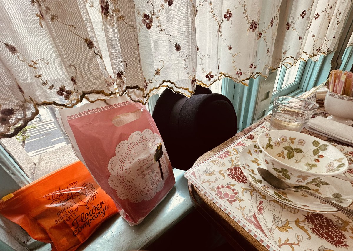 ボスリン tweet media