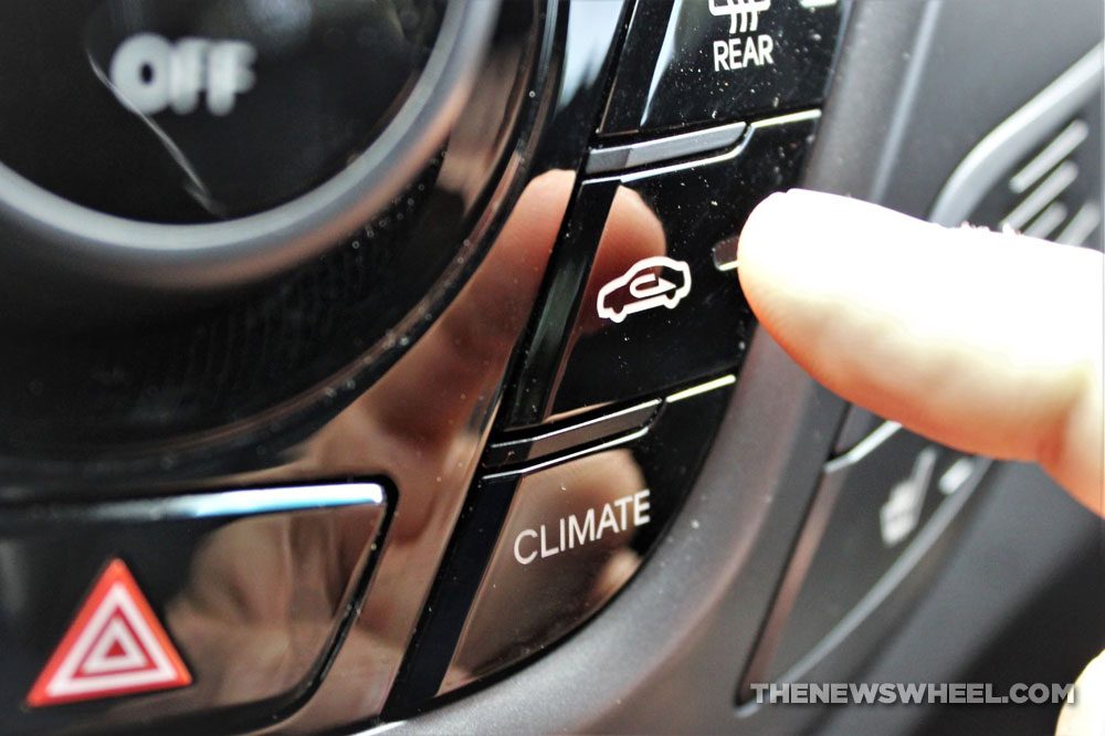 CLEAN CAR CLUB tweet media