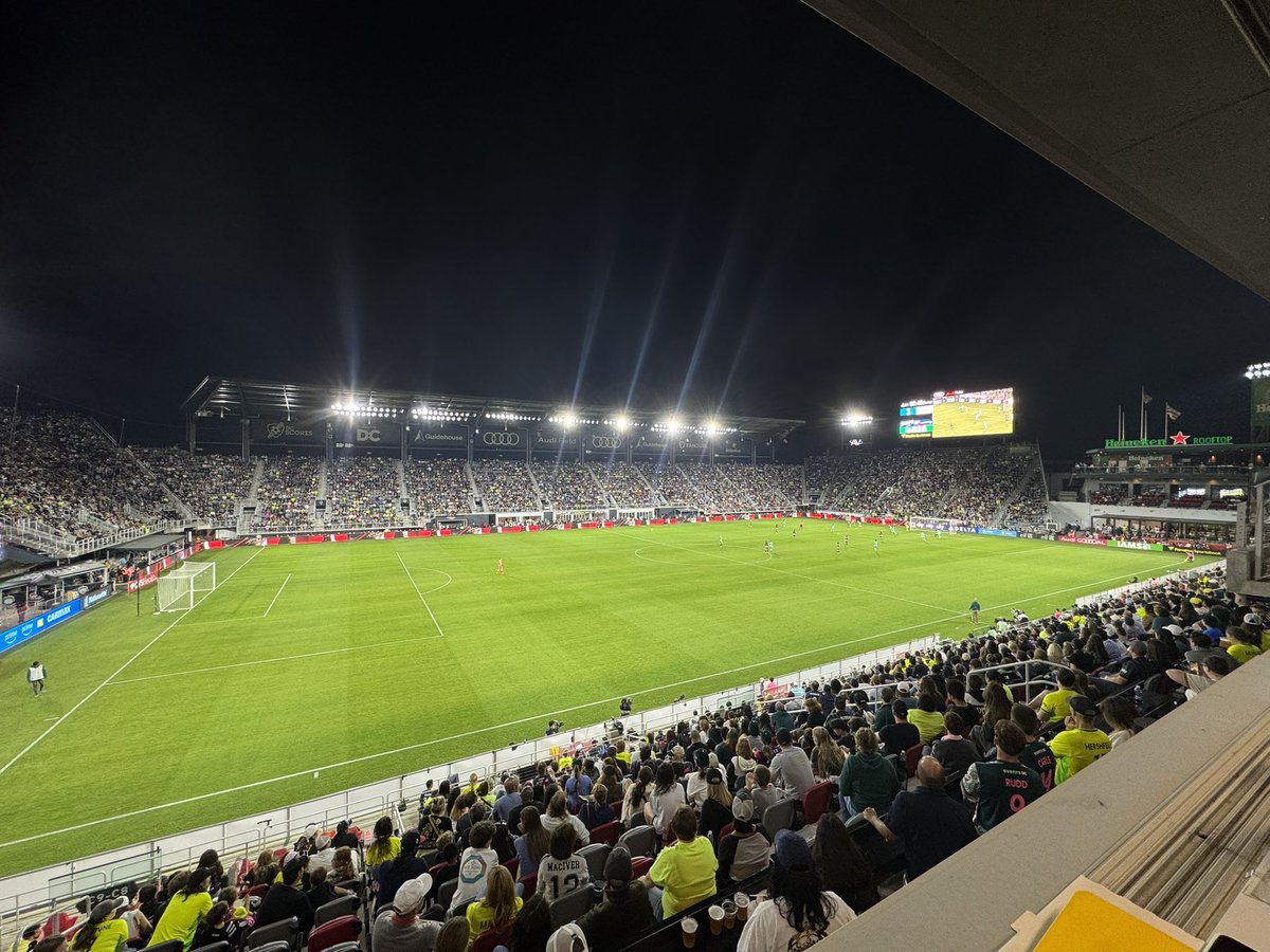 Ella Brockway tweet media