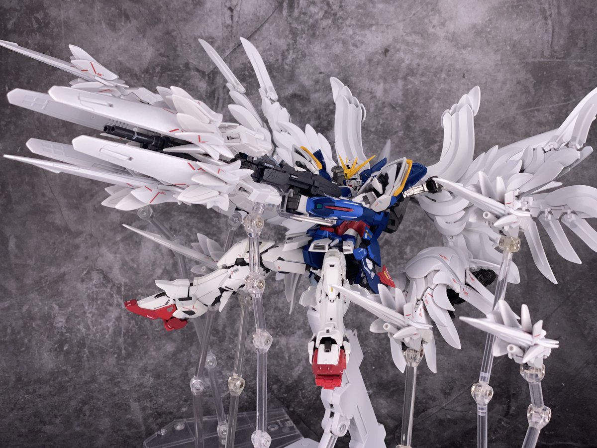XXXG00YSW's tweet image. 意外とファンネル的な装備がないガンダムW世界
(●&amp;gt;◡&amp;lt;●) プラネイトディフェンサーさん…
#ガンダムW
