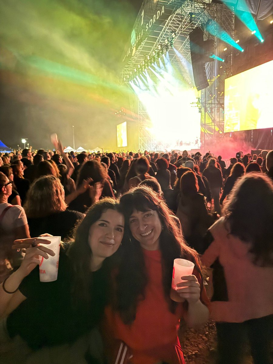 Carla Monleón tweet media