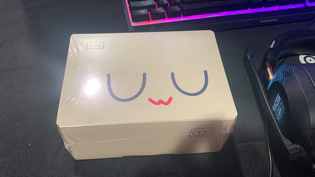Uwuuting Acquired