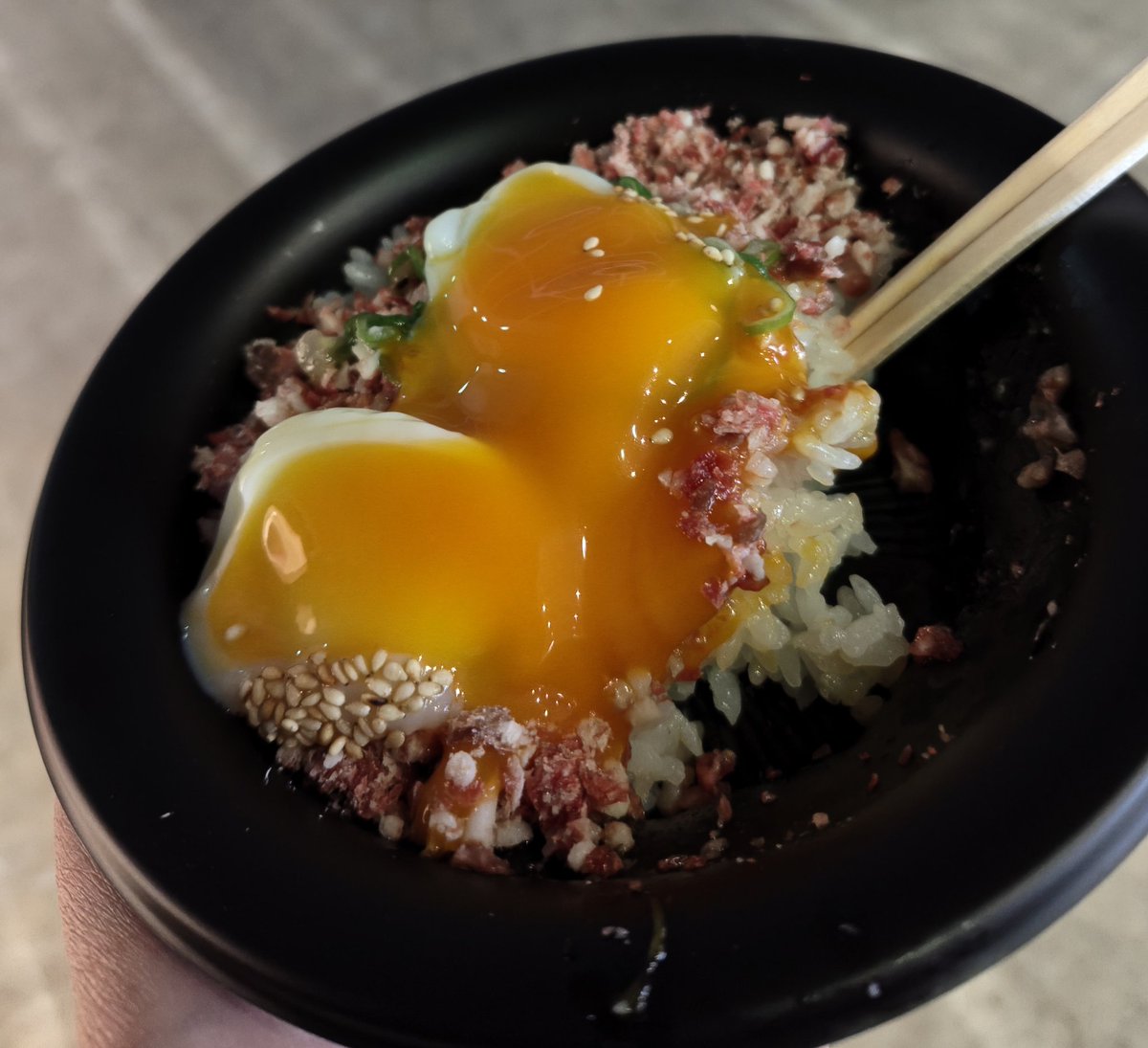 + = ι +┗ tweet media