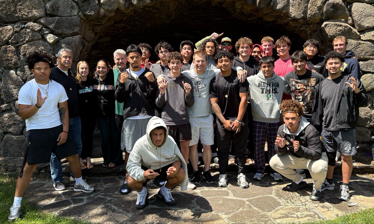 SFHS Lancer Football tweet media