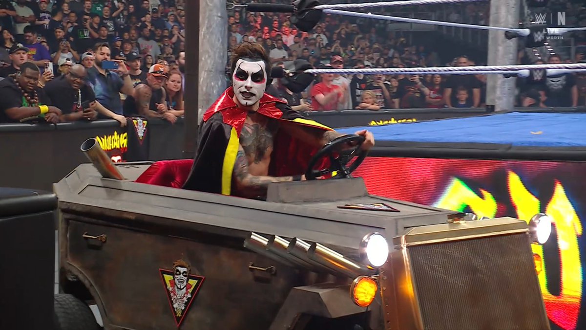 LuigiWrestling tweet media