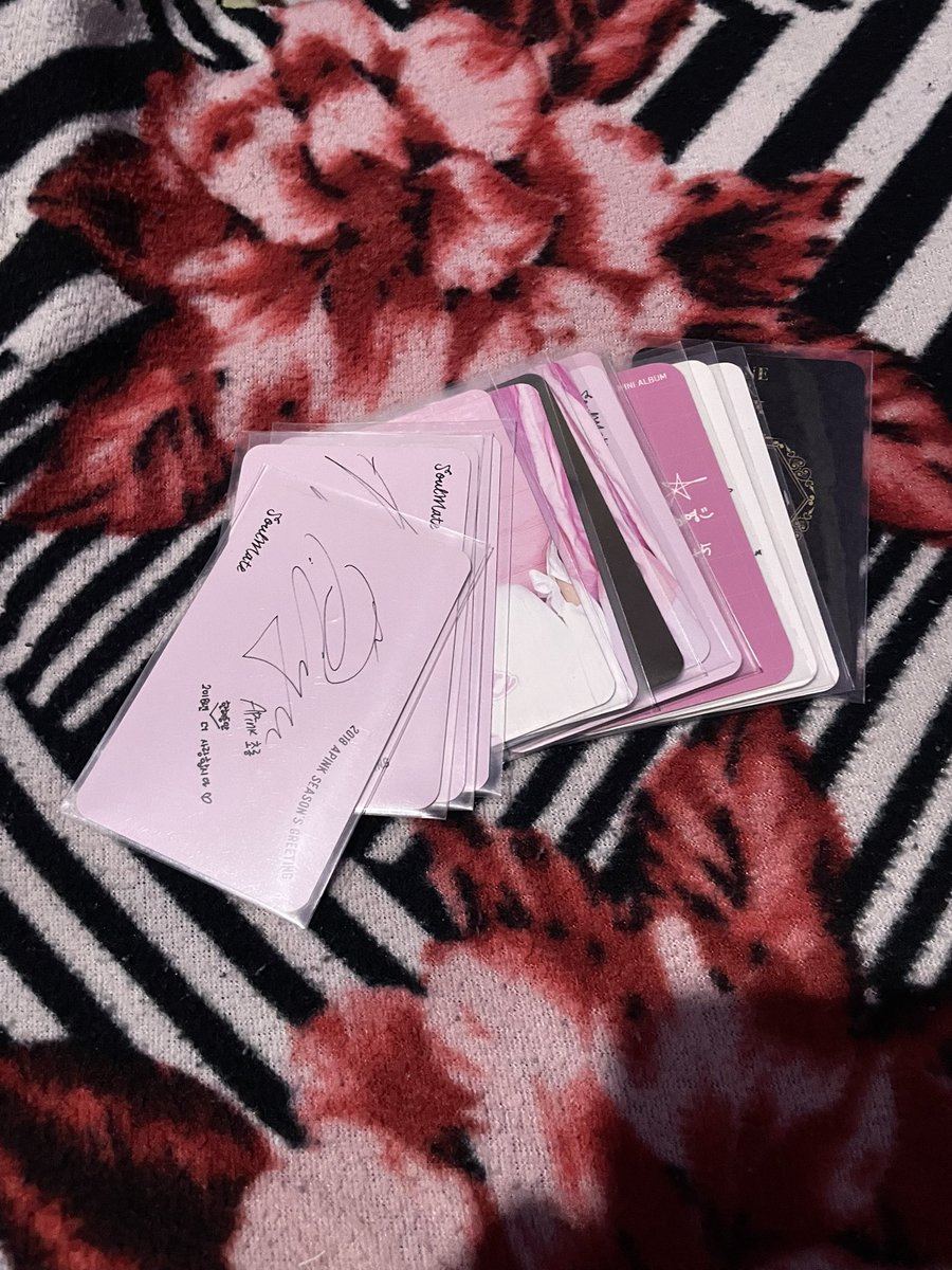 Yannie | Will see Apink 🩷🐼 tweet media