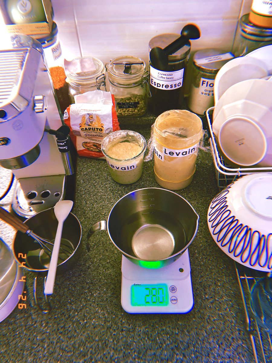 drewstar___'s tweet photo. 🥖#발효시작
Levain+water 402g
Caputo+Caputo+Bread flour 391g
=Sourdough 808g
#April24 #F24Apr2026
#fridaymood
#friday https://t.co/ezbeWO13ua
