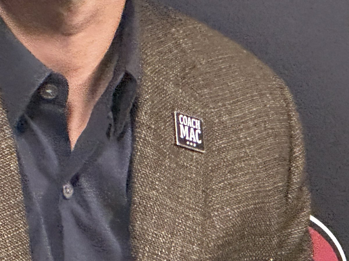 Cardschatter's tweet image. For #AZCardinals presser tonight, Monti Ossenfort and Mike LaFleur wearing “Coach Mac” pins in honor of the late Dave McGinnis.