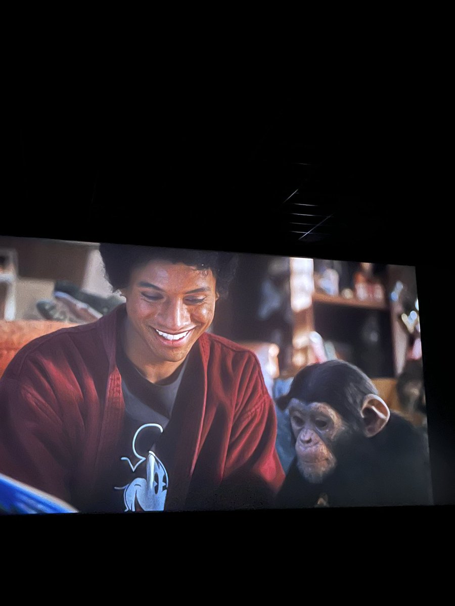 1º extraterrestre 

2º muito bom filme

3º claramente era autista.