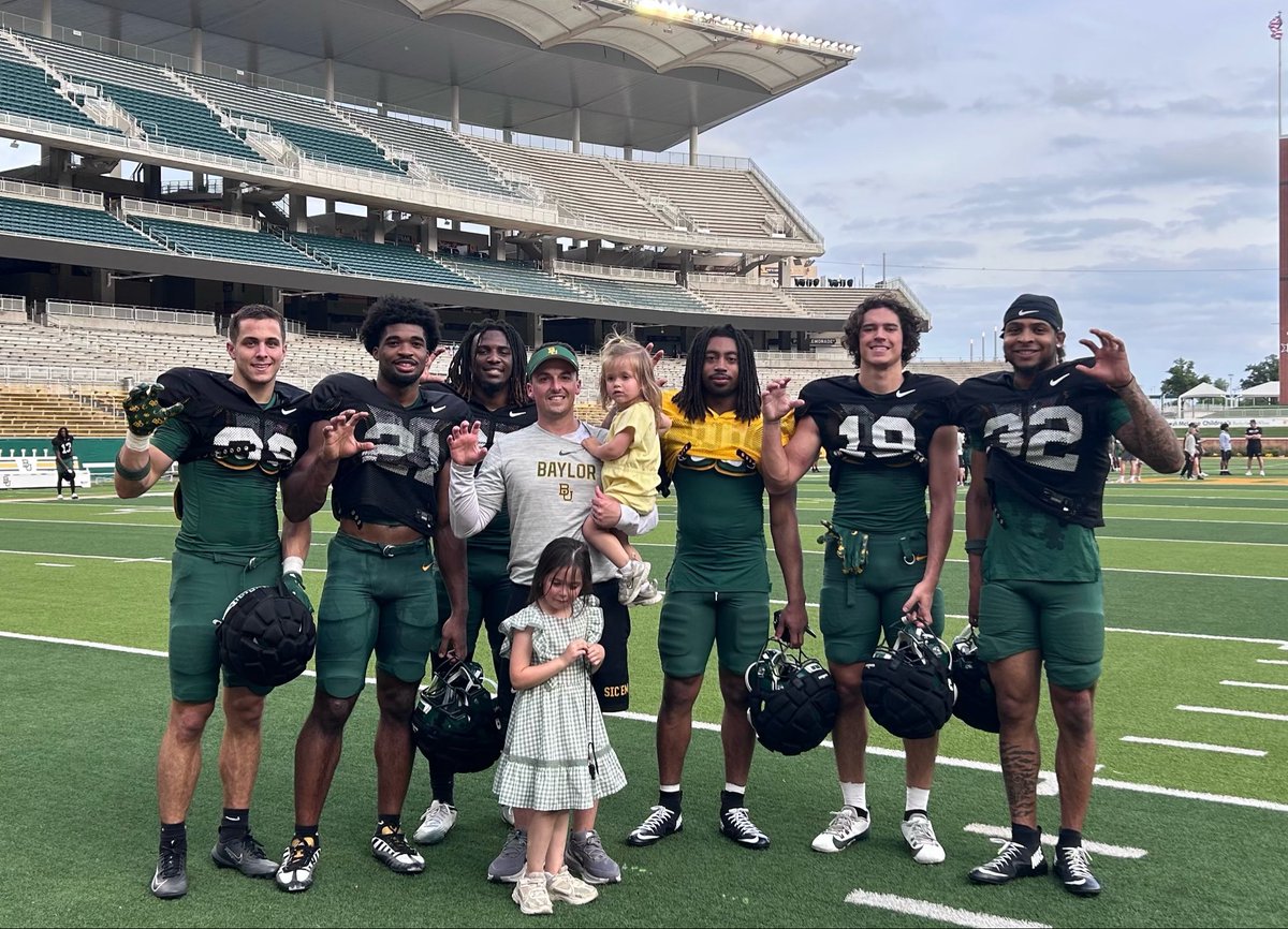 CoachOrloffBU's tweet image. Last Day of Spring Ball Tomorrow!

We are excited to meet all the Baylor Faithful at Fan Fest! 

#SicEm