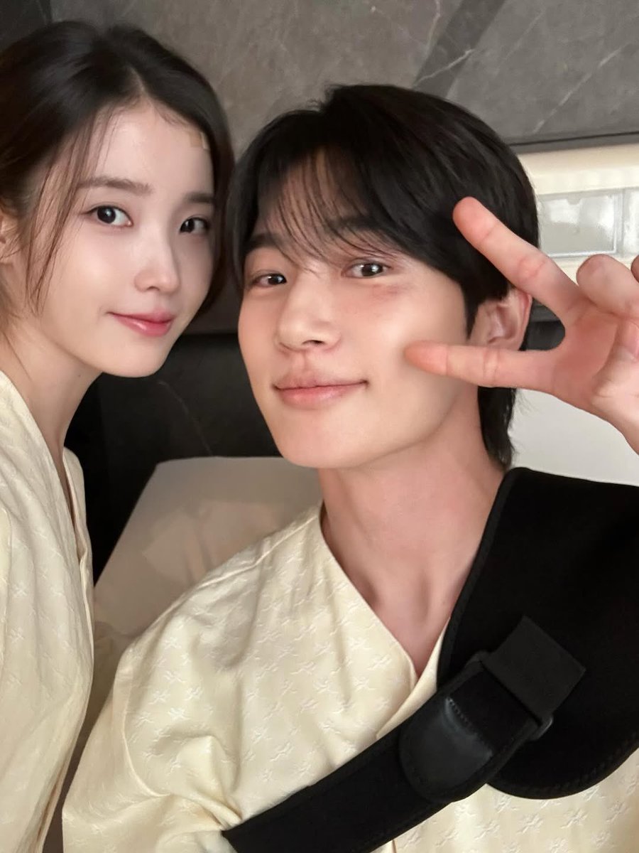 아이유 에델바이스 tweet media