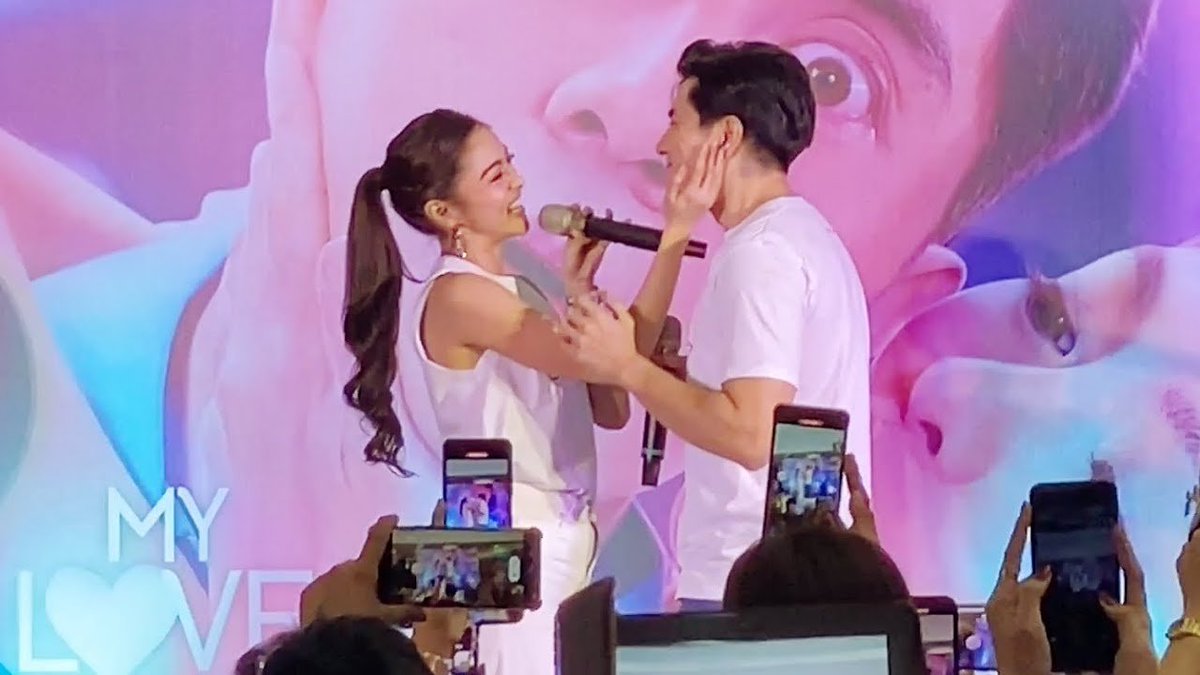 Warning: extreme kilig ahead at Fox Theatre Redwood City

LOVE KIMPAU InREDWOODCITY   

#LoveKimPauWorldTour 
#LoveKimPauRedwood