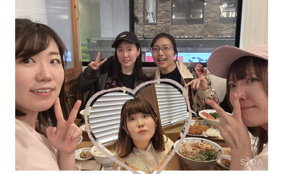 Riyoslmnsuki's tweet photo. Sailor☆Spirit（ #せらすぴ ）
始動しました🥰
バンミュを歌ったり踊ったりします🎤🕺✨🌙

さて　我々だれがどの戦士になるでしょーか❗️
おおきなお友達みなさん　予想してみましょう〜❕ https://t.co/DjTFxhoH3H