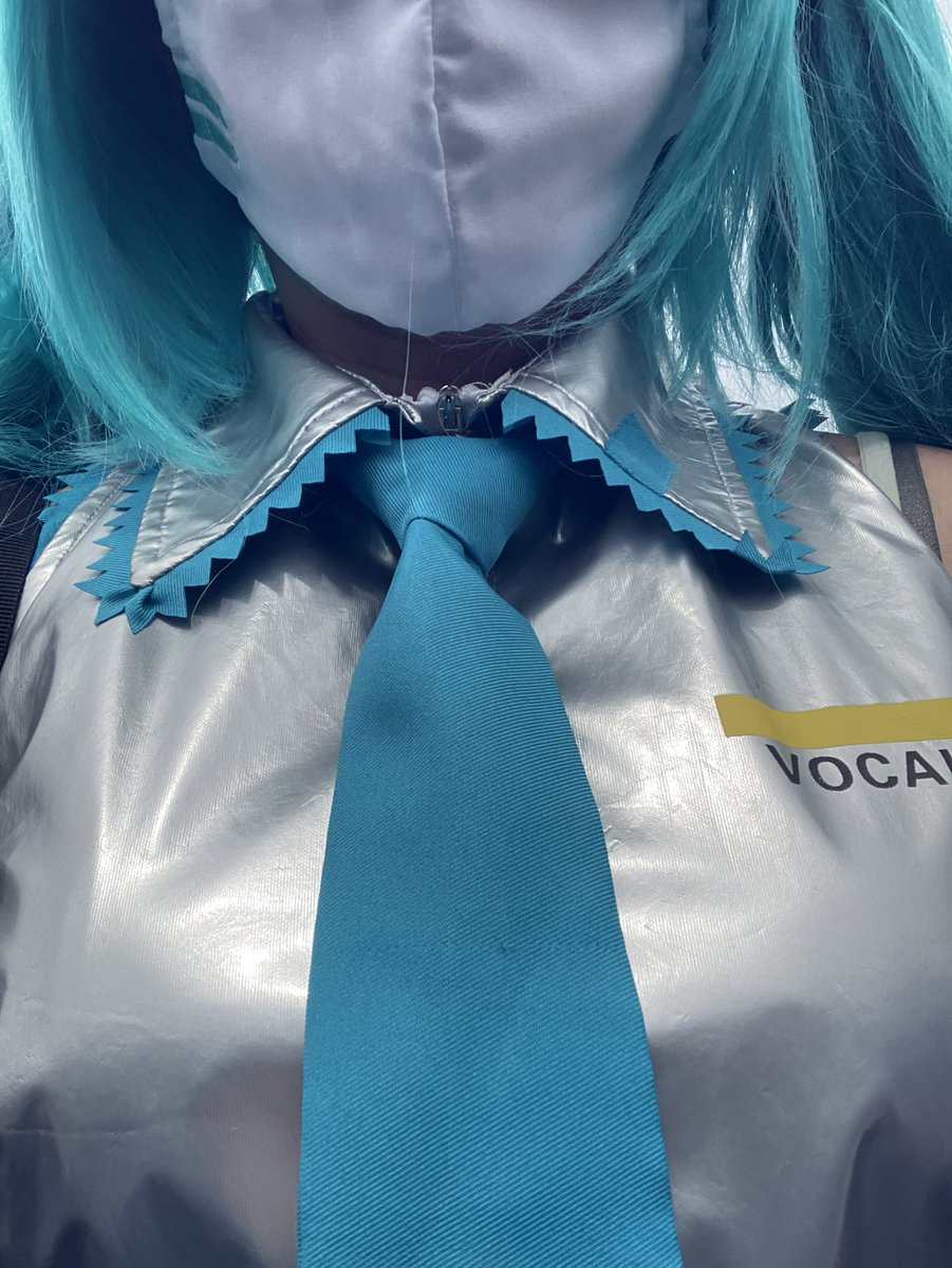 none928's tweet photo. 着替えたので入場列並びます https://t.co/OuImEl1sqy