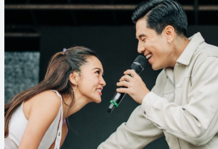 KimPaulandia, attendance check—present for kilig duty, ayeee

LOVE KIMPAU InREDWOODCITY

#LoveKimPauWorldTour
#LoveKimPauRedwood