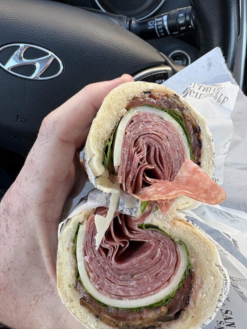 homevsfastfood's tweet image. [i ate] an Italian sandwich
#italiansandwich  
#foodie  
#yum  
#eatitalian  
#sandwichlover #homecooking #food #recipes #foodpic #foodie #foodlover #cooking #hungry #goodfood #homecookingvsfastfood