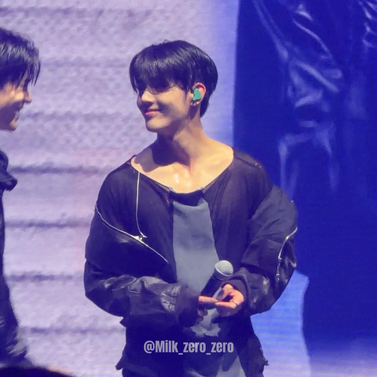 유제로 tweet media