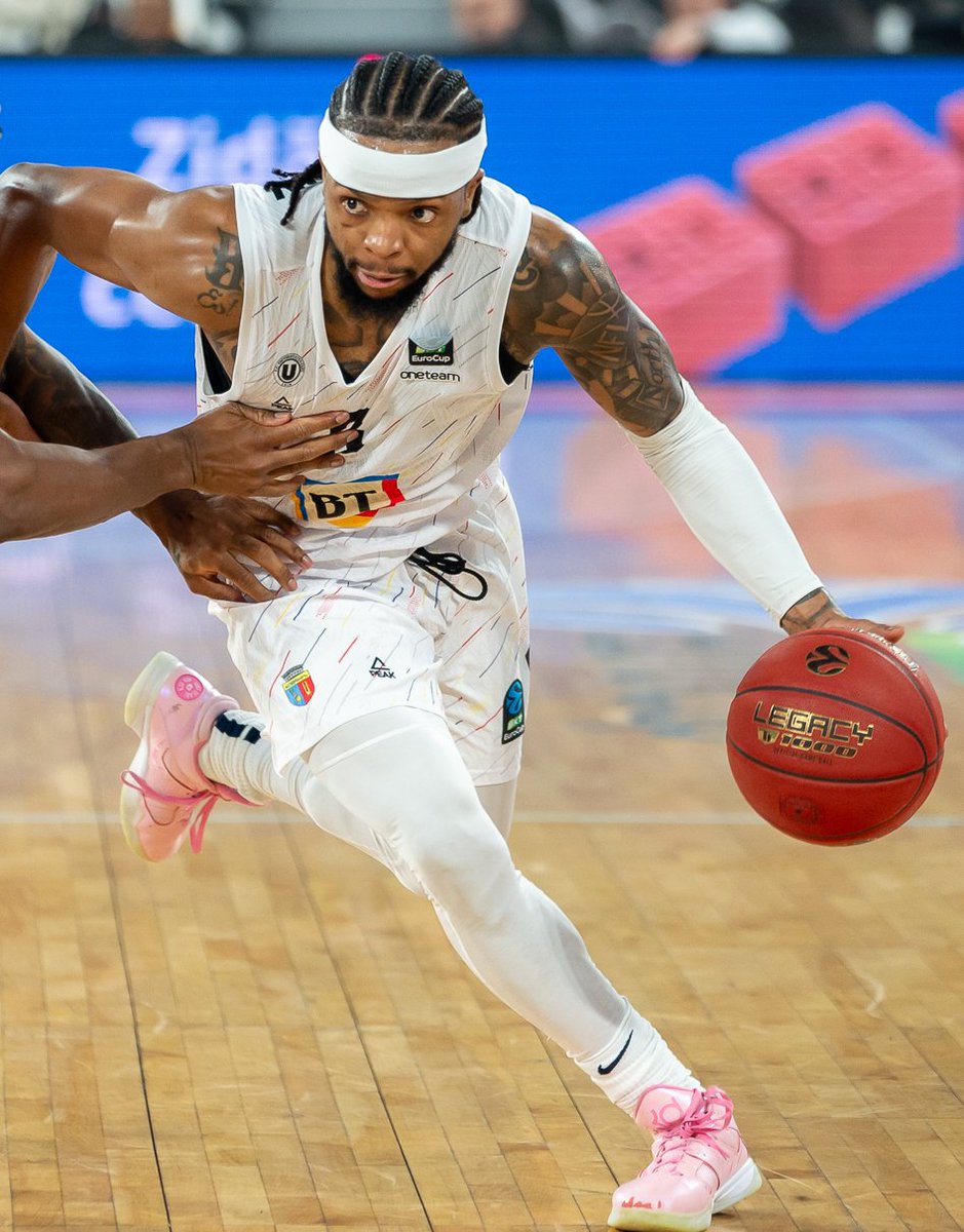 Square Ballers tweet media