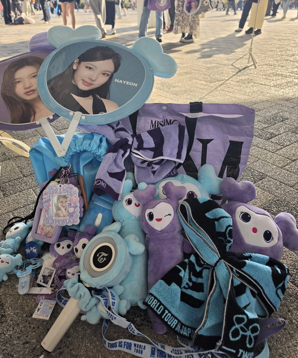 Day 1 🥺🩵💜 

#TWICE 
#TWICE_THISISFOR_WORLD_TOUR 
#TWICE_THISISFOR_WORLD_TOUR_IN_JAPAN