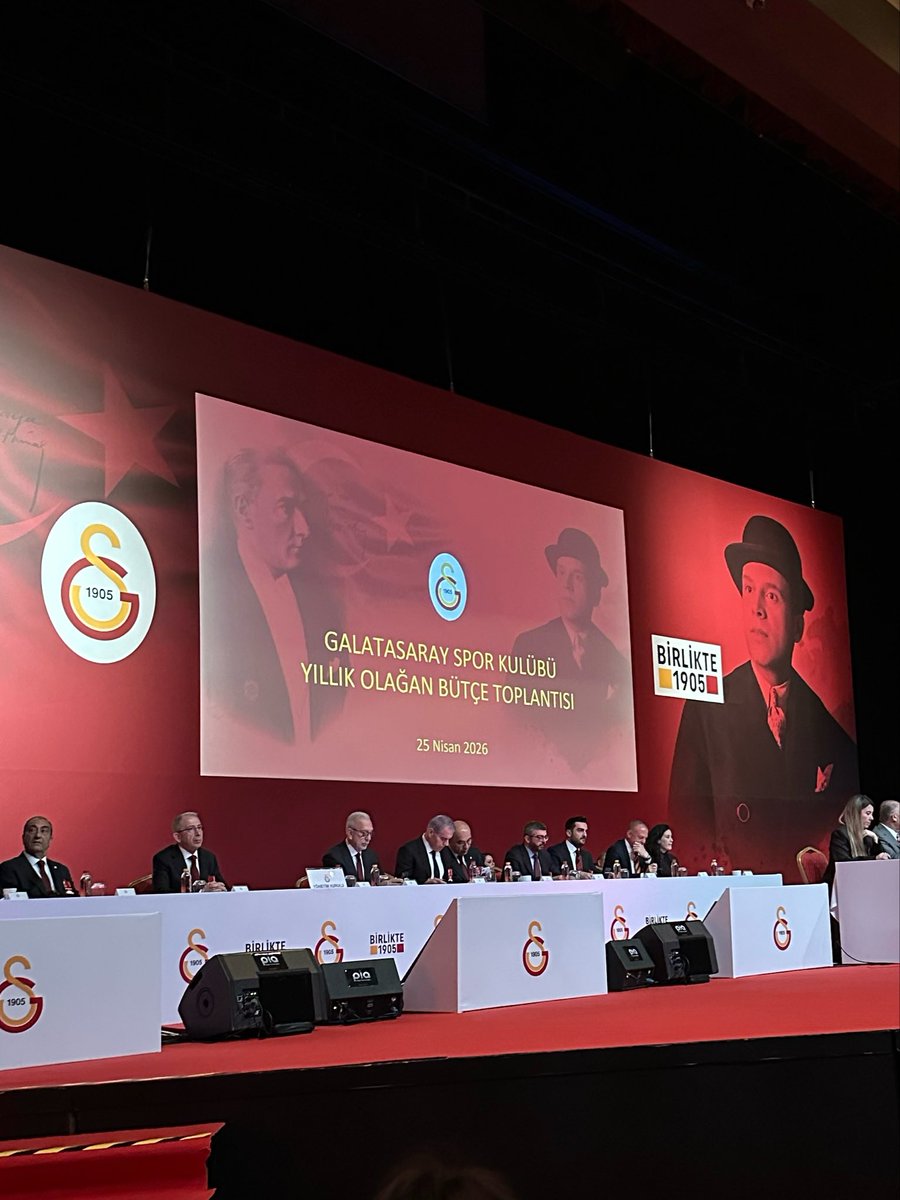 canmildon's tweet photo. Galatasaray Spor Kulübü Yıllık Olağan Bütçe Toplantısı 💛♥️🦁 https://t.co/UZuvXGy2r9