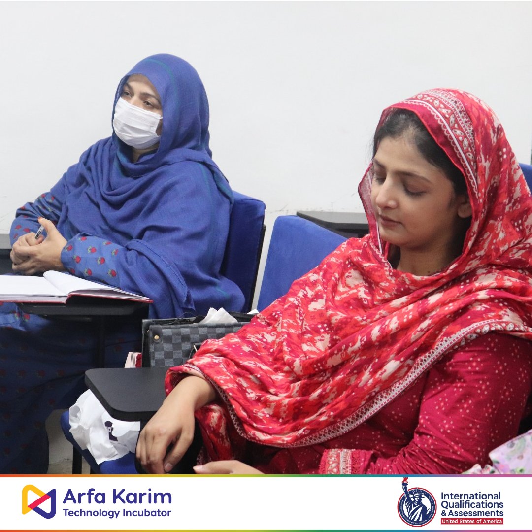 ArfaKarim_Tech's tweet image. Empowering Future AI Innovators! 

The Artificial Intelligence Workshop at Arfa Karim Technology Incubator (AKTI) Gulshan-e-Ravi Campus gave students an exciting opportunity.

akti.com.pk/admissions
0321-1119651 🇵🇰

#AKTI #AKTIGulshanERavi #ArtificialIntelligence #AIWorkshop