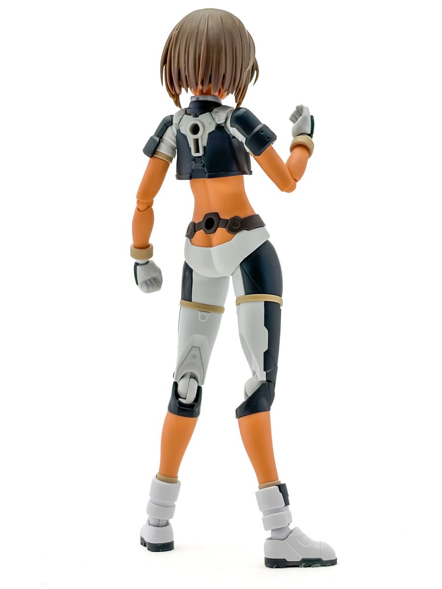 kameeeeei's tweet photo. 30 Minutes Brothers
ルルチェくん

ひとまず完成です！
加工点はターボコスチュームβの胸のダボをパテ埋めしてサフ吹いたのと、腕輪の内側を瞬強で補強した所のみ！
後は既存のパーツだけでこんなに可愛い男の子が出来ちゃいます❤️

シスターも男の子として扱えば男の子になるんだよ！！

#30MS https://t.co/5n55m2YP15