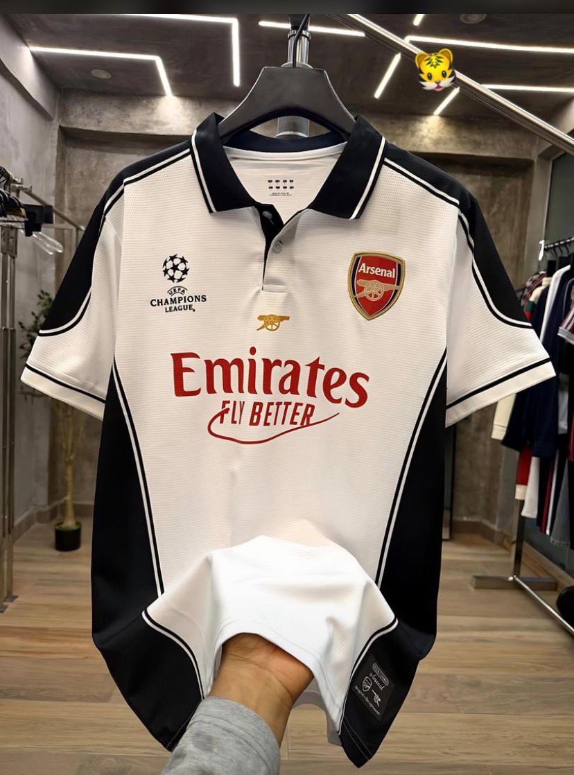 Christianah Of Tianah_brand👟👚👖👞 tweet media