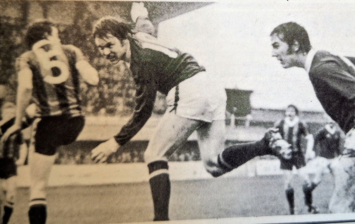 Old Linfield Pics tweet media
