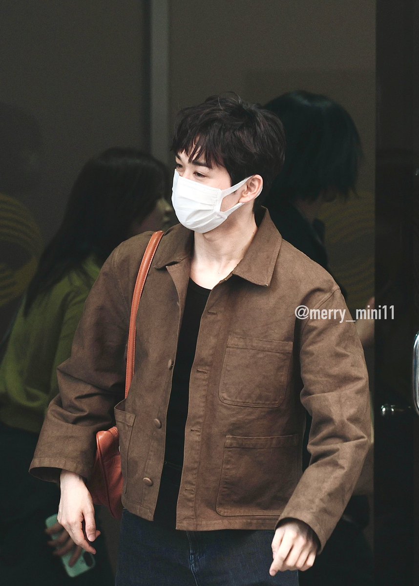 메리メリ tweet media