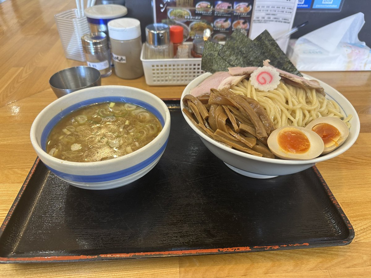 sapphire4731's tweet photo. 本日は遠出の配達帰り、
久しぶりの青森大勝軒本店🍜

いつものごとく
特製もりそば天盛り(茹で上げ1,500g)
1,350円也

コスパ、味ともに最高ですね。
美味しくいただきました🍽️

#青森大勝軒 #特製もりそば天盛り https://t.co/K2OMOLTkjQ