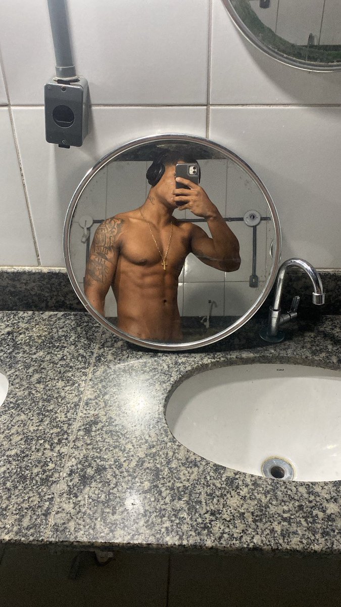 Felp_021 tweet media