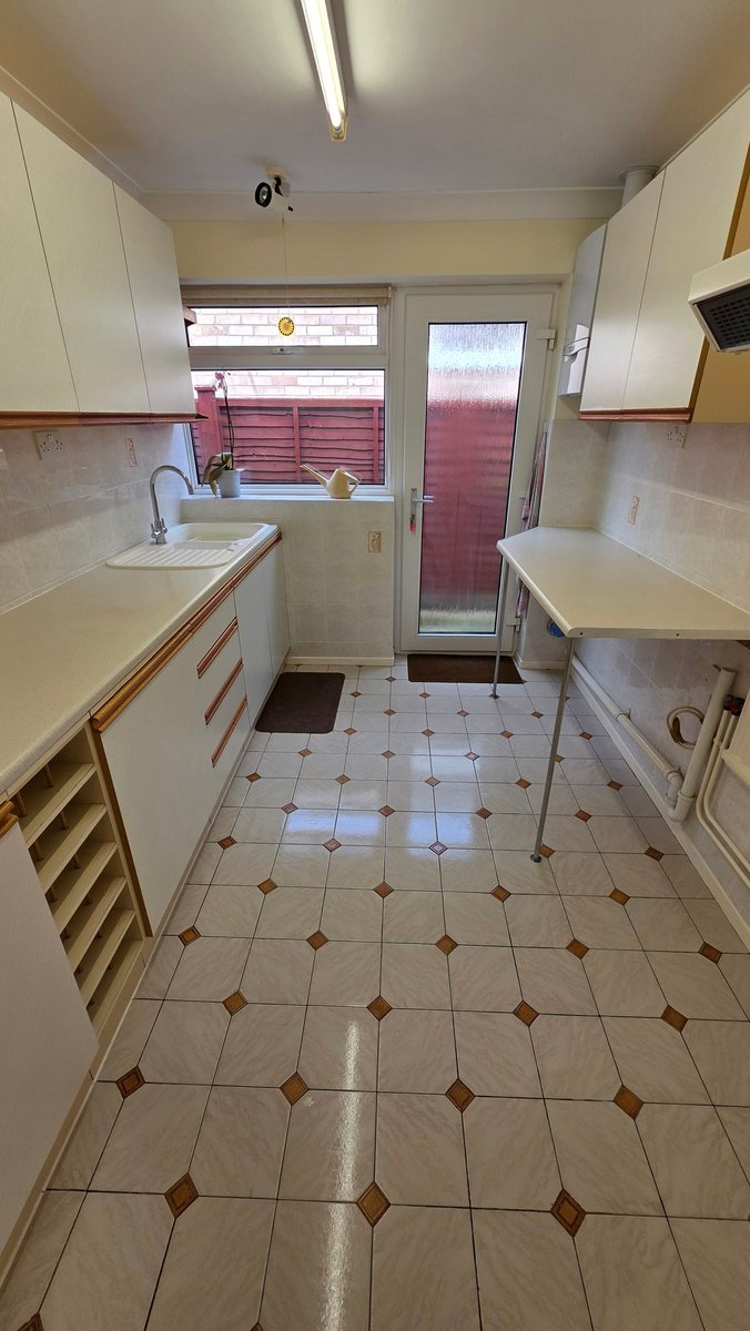 elycleaning's tweet photo. Keeping your floors clean isn’t just about appearance — it’s about protecting them long-term.
In homes across Ely, Soham &amp; Littleport, hard floors face daily wear from dirt, moisture, and foot traffic.  https://t.co/tvYShSWwwL  https://t.co/UvVfU1xPsM