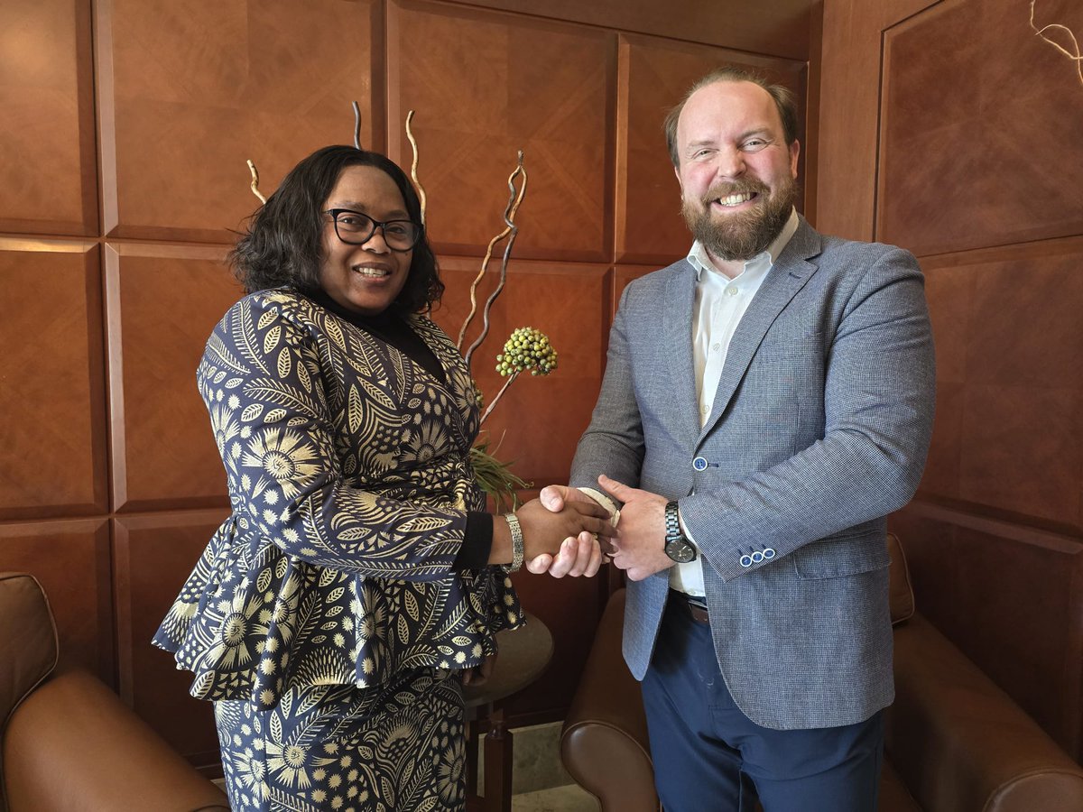 Villes_rdc's tweet image. Modernisation des Villes congolaises, Son Excellence Madame @BangasaAngele mobilise des partenaires économiques et énergétiques au Canada pour soutenir le Programme National de Modernisation des Villes et créer un fonds dédié aux projets urbains. #Développement #RDC