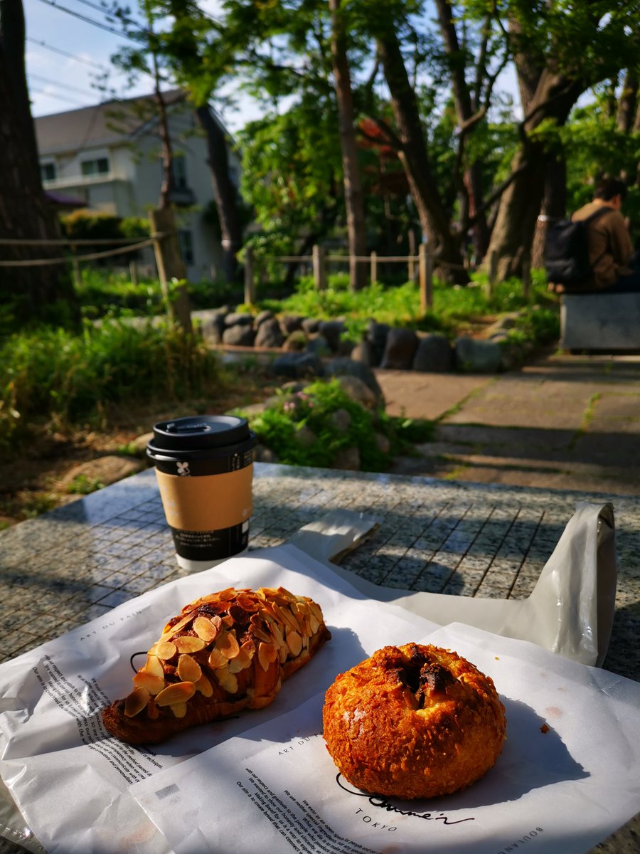 maron_coffee's tweet photo. #東京カフェ散歩
#Comme'N TOKYO
浄真寺を訪れたときは立ち寄ります。ここのパンはとても美味しいですよ。クロワッサンアマンドが大好きです。天気も良くて幸せな気分😊
https://t.co/5wTMfoOTBG https://t.co/beyW36Xm3W