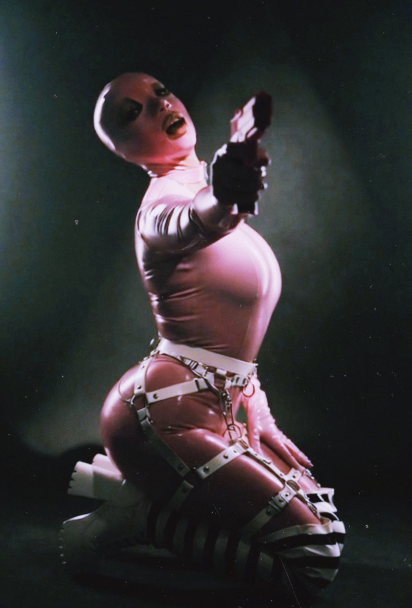 NikatyaB's tweet photo. Don’t miss.  Whole ensemble by  little rubber cherry. 🎀💓 https://t.co/fHseZn1hNG