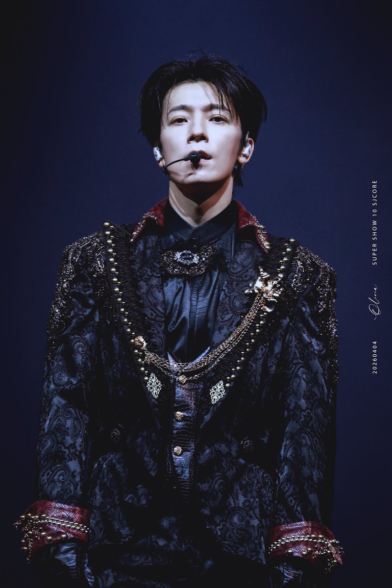 o1ivia____'s tweet photo. 𝟐𝟎𝟐𝟔𝟎𝟒𝟎𝟒 𝐒𝐔𝐏𝐄𝐑 𝐒𝐇𝐎𝐖 𝟏𝟎 𝐄𝐍𝐂𝐎𝐑𝐄 𝐃𝐀𝐘 𝟐🇰🇷

🧛🏻 @leedonghae 

#superjunior #슈퍼주니어 #leedonghae #이동해 #李東海 https://t.co/zINP5LEJVu