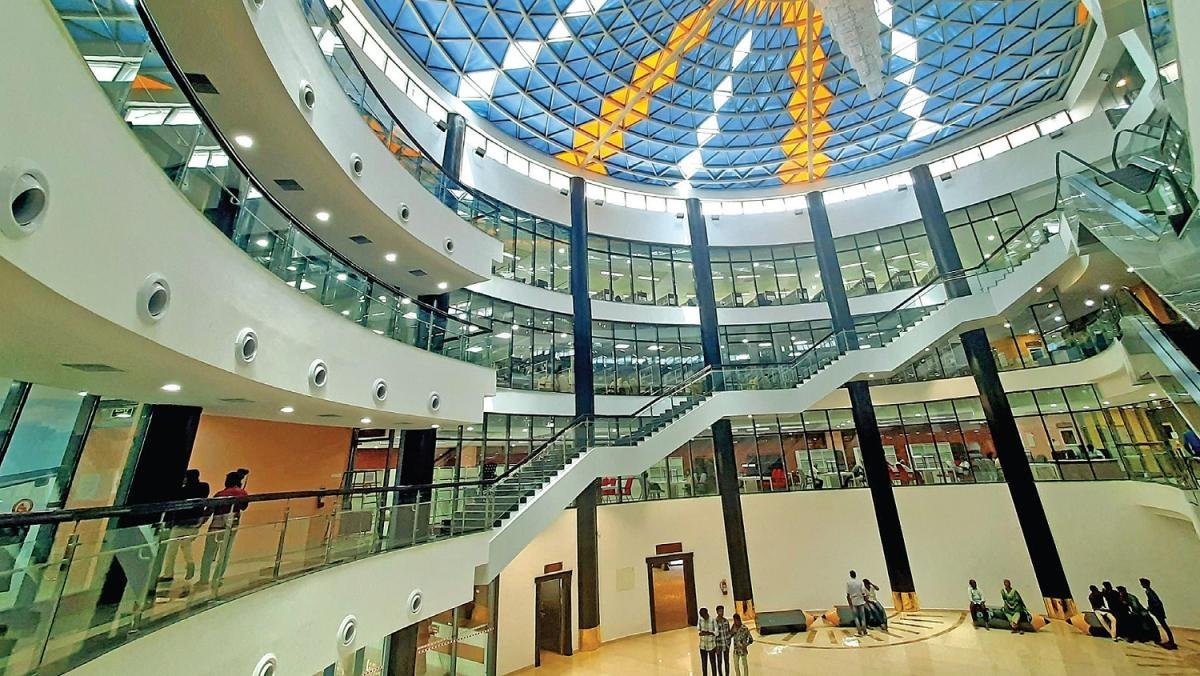 india_plus_'s tweet image. This is Kalaignar Library in Madurai, Tamil Nadu 📚

Are other states investing in building modern libraries too ?