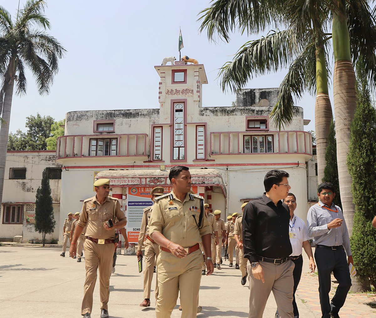 Divisional Commissioner Saharanpur tweet media