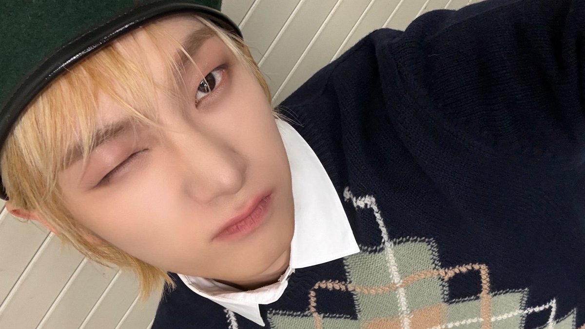 vane 🍓🐈 tweet media