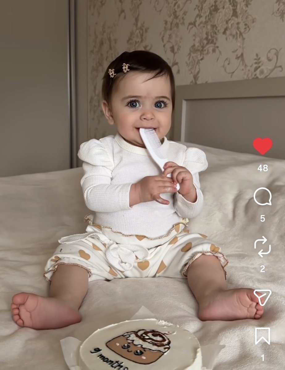 Esmeralda tweet media