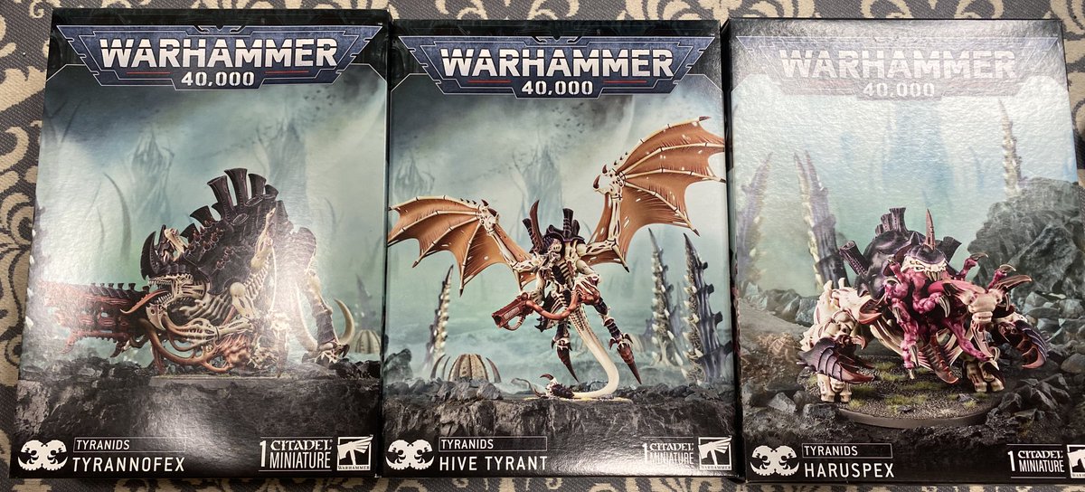 今塗ってるの塗り終わったら99体なので最後どれかで締めたいんですよね。
時間なかったらモルトレックスかゾアンスロープにしますが…