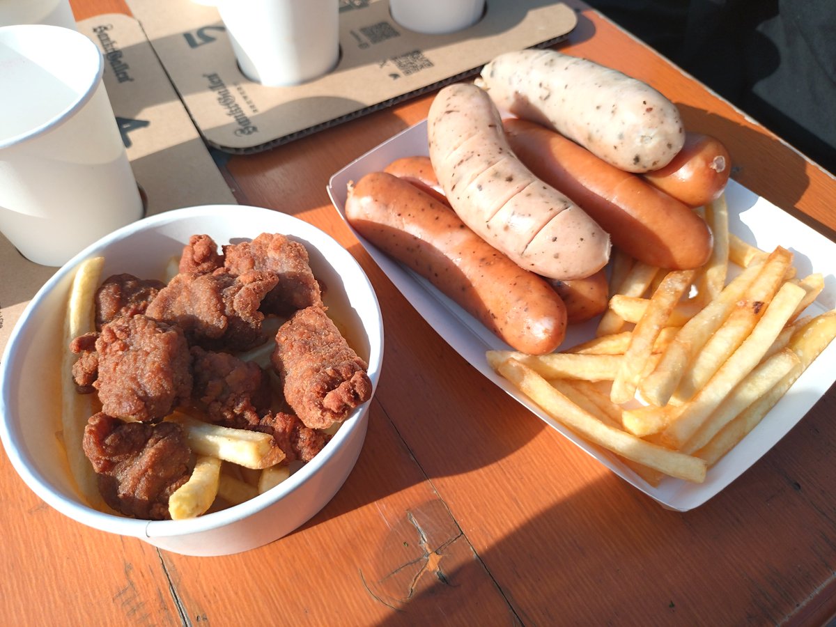 ツムジロー tweet media