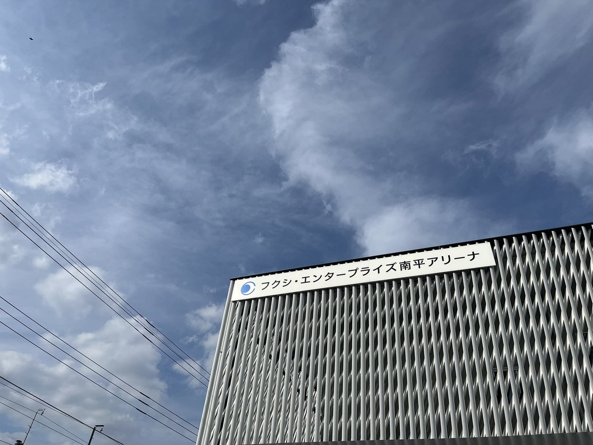 （代表のぼやき）

本日、東京都フットサル3部リーグ開幕戦。
昨シーズン、東京都4部リーグから昇格したチームの応援に来ました。

観戦したのは、世田谷Bremenさん　vs  Diavolo S.P.F.Cさん

残念ながら、Bremenさんが、1-4で敗戦。昇格したチームの皆様、頑張ってください！