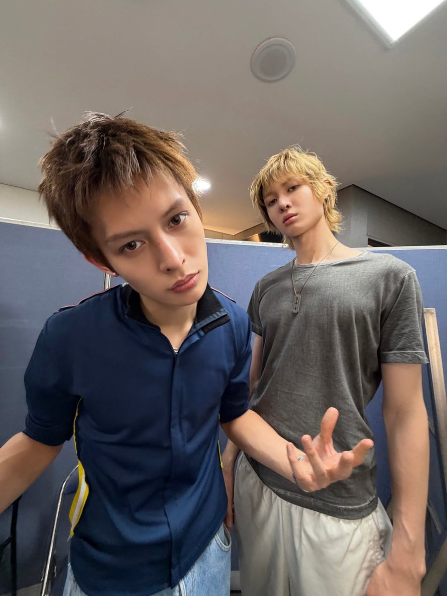 naominaomi tweet media