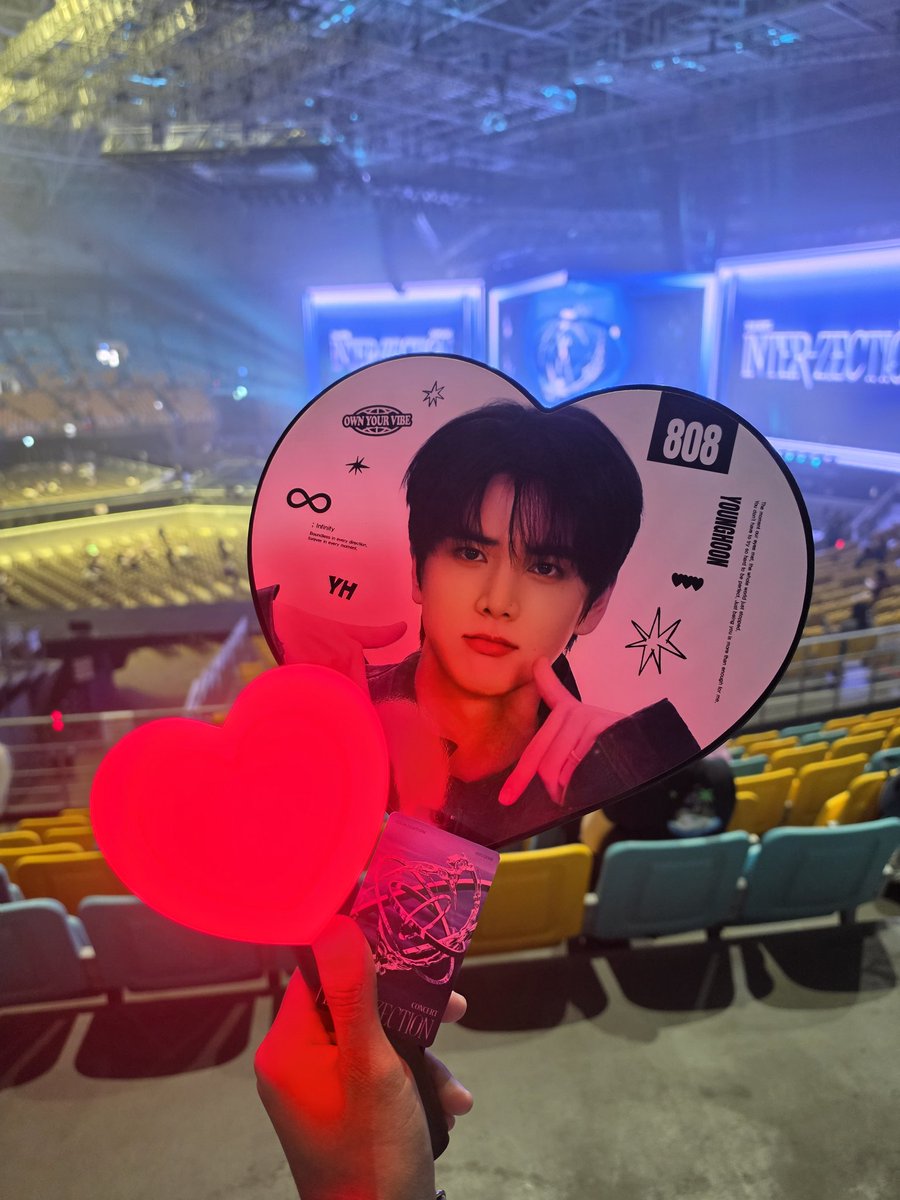 (кαsрєякιио 🍞🧸♥️) tweet media