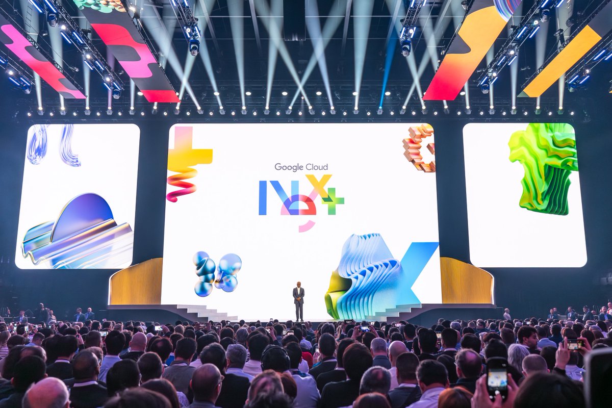 googlecloud's tweet image. #GoogleCloudNext by the numbers:

1 Showcase &amp;amp; Expo tech playground
3 keynotes
25 spotlights
260 announcements → goo.gle/3ODVSbu
490+ sponsorships
700+ breakout sessions
32,000 leaders, developers, and partners
Innumerable impromptu networking and collaboration moments!