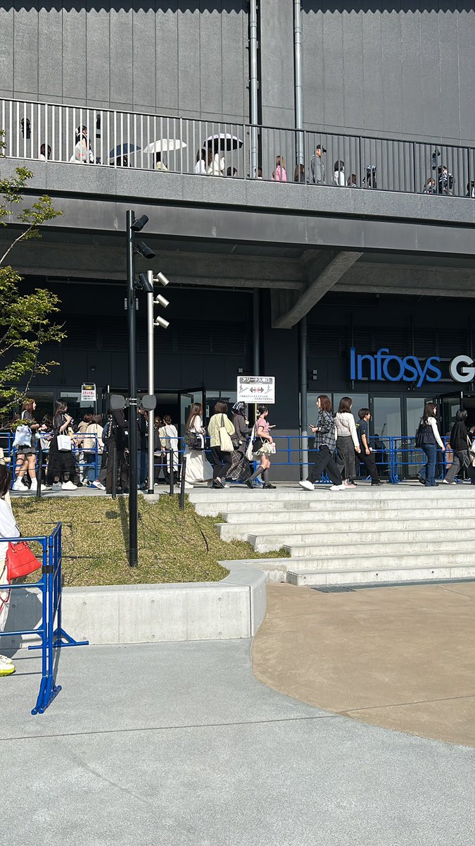 ﾄﾘﾋｷ tweet media