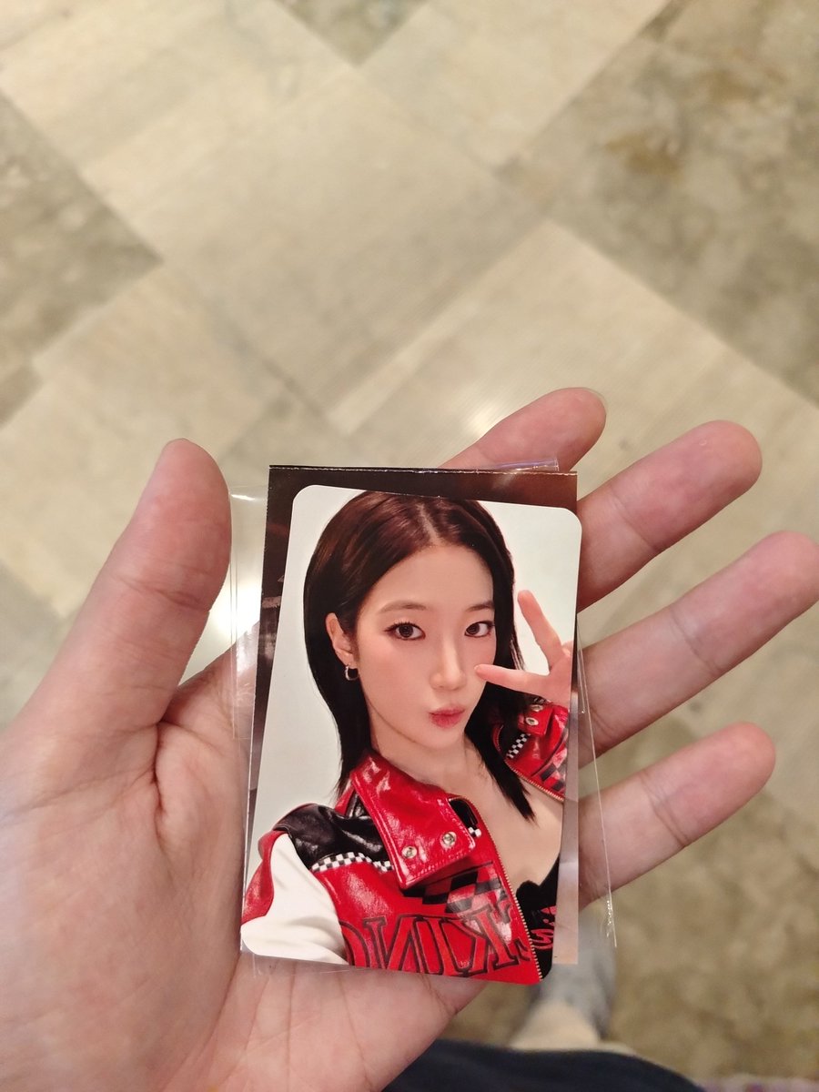 NAIU_caw tweet media