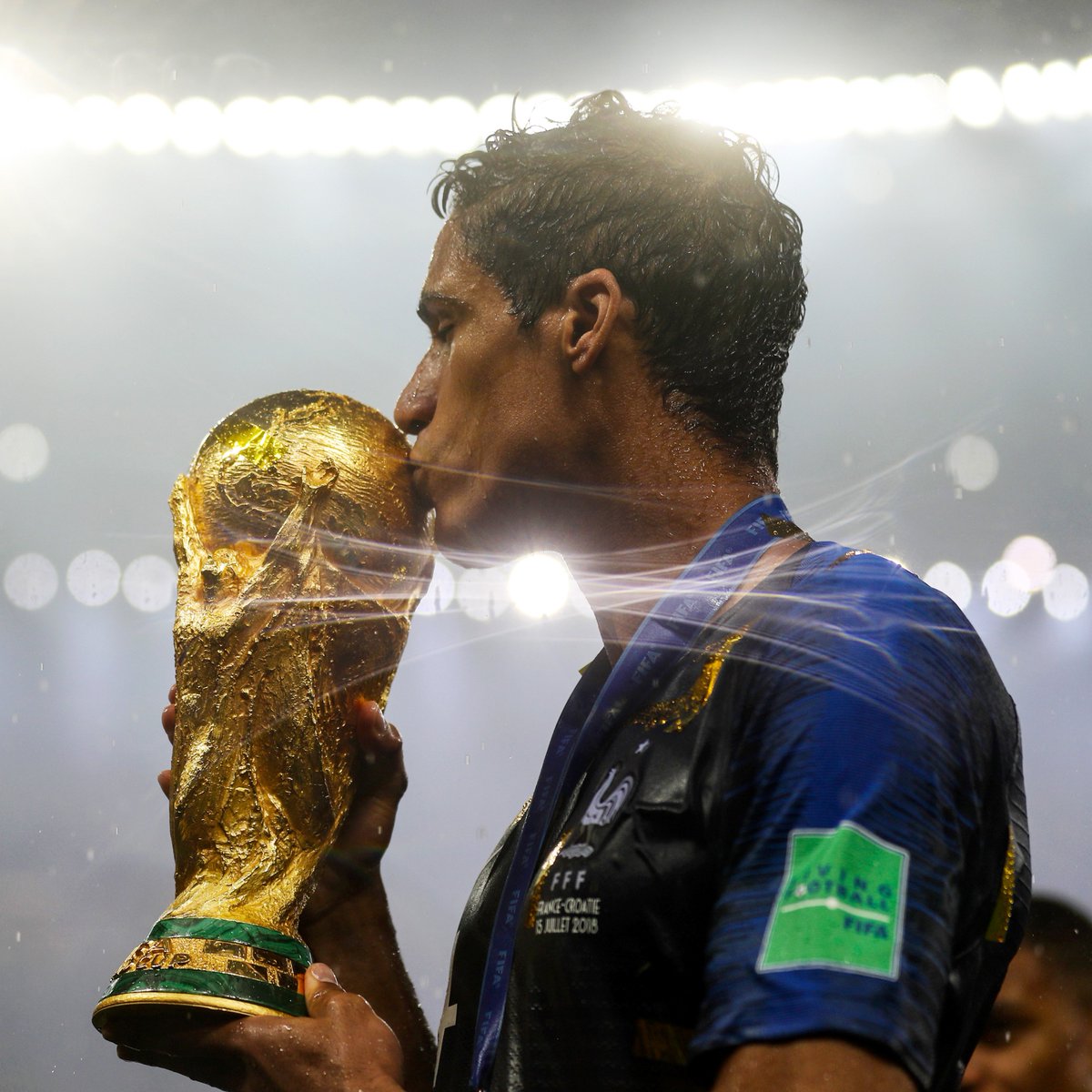 fifaworldcup_fr's tweet image. La fierté du Morne-Rouge 🏆❤️

#FIFAWorldCup | @raphaelvarane